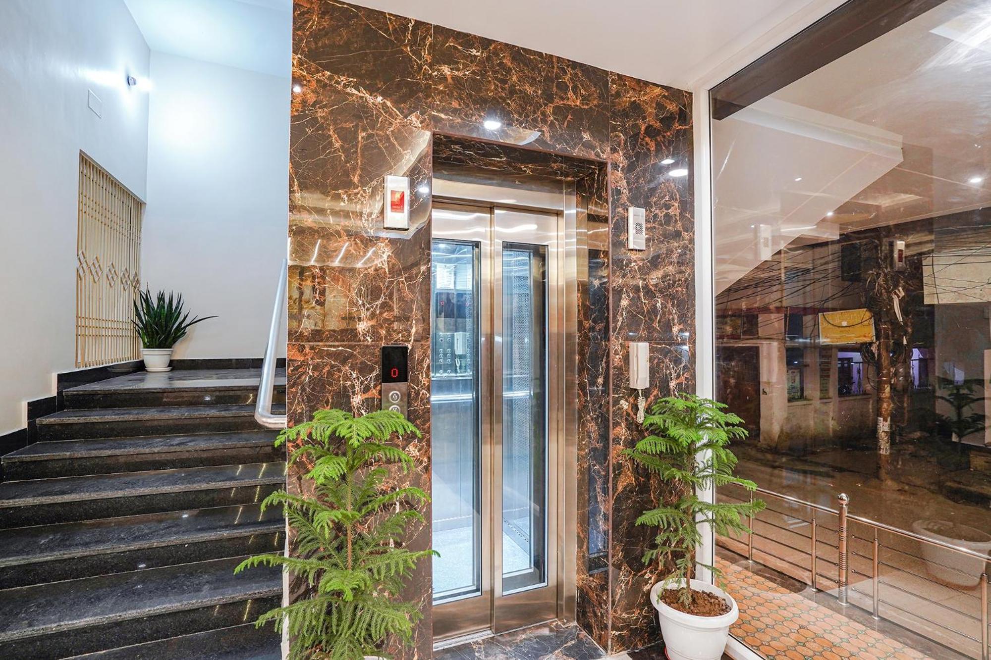 Fabhotel Nandini Grand Kakarmatha Exterior foto